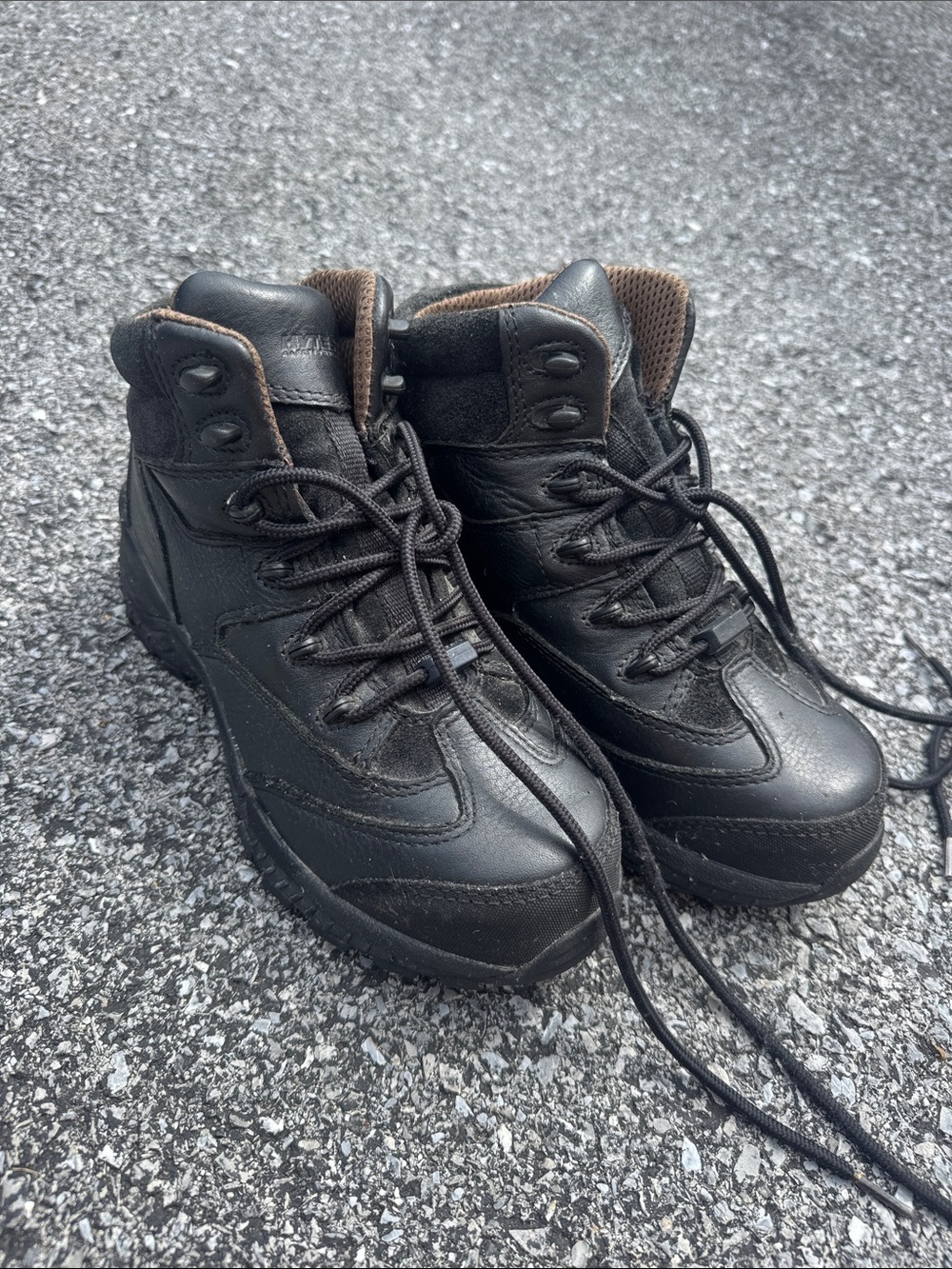 Women’s steel toe work boots